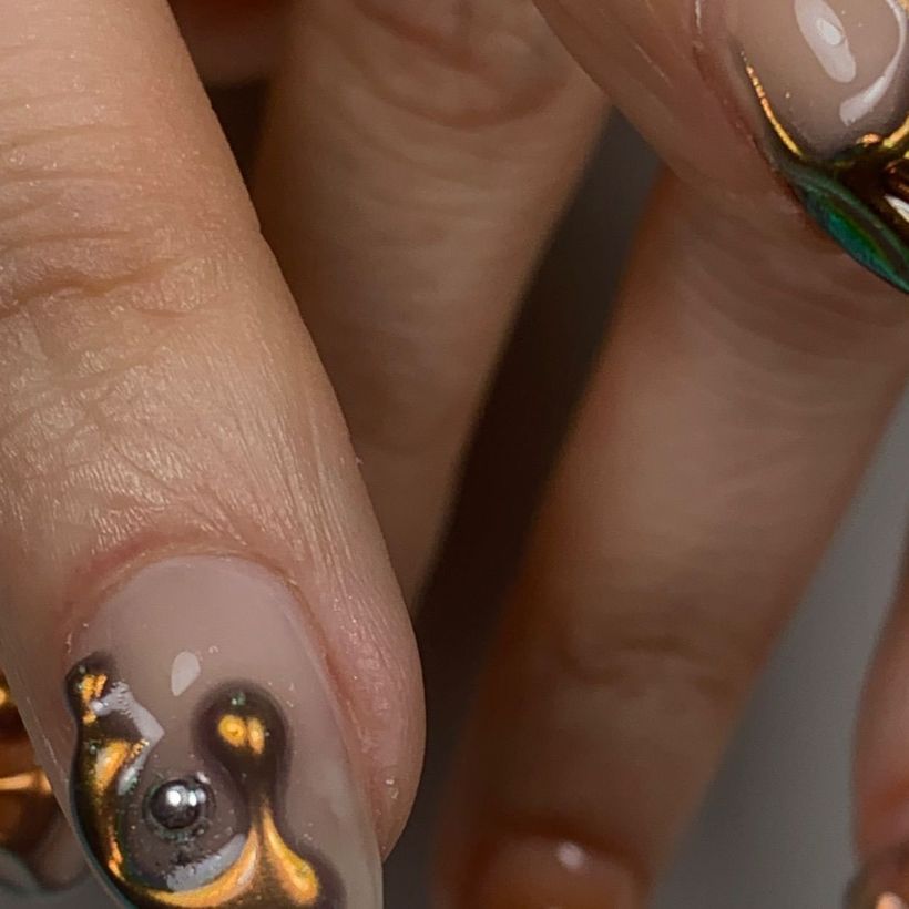 Nail art doré — Sassy Nails Club